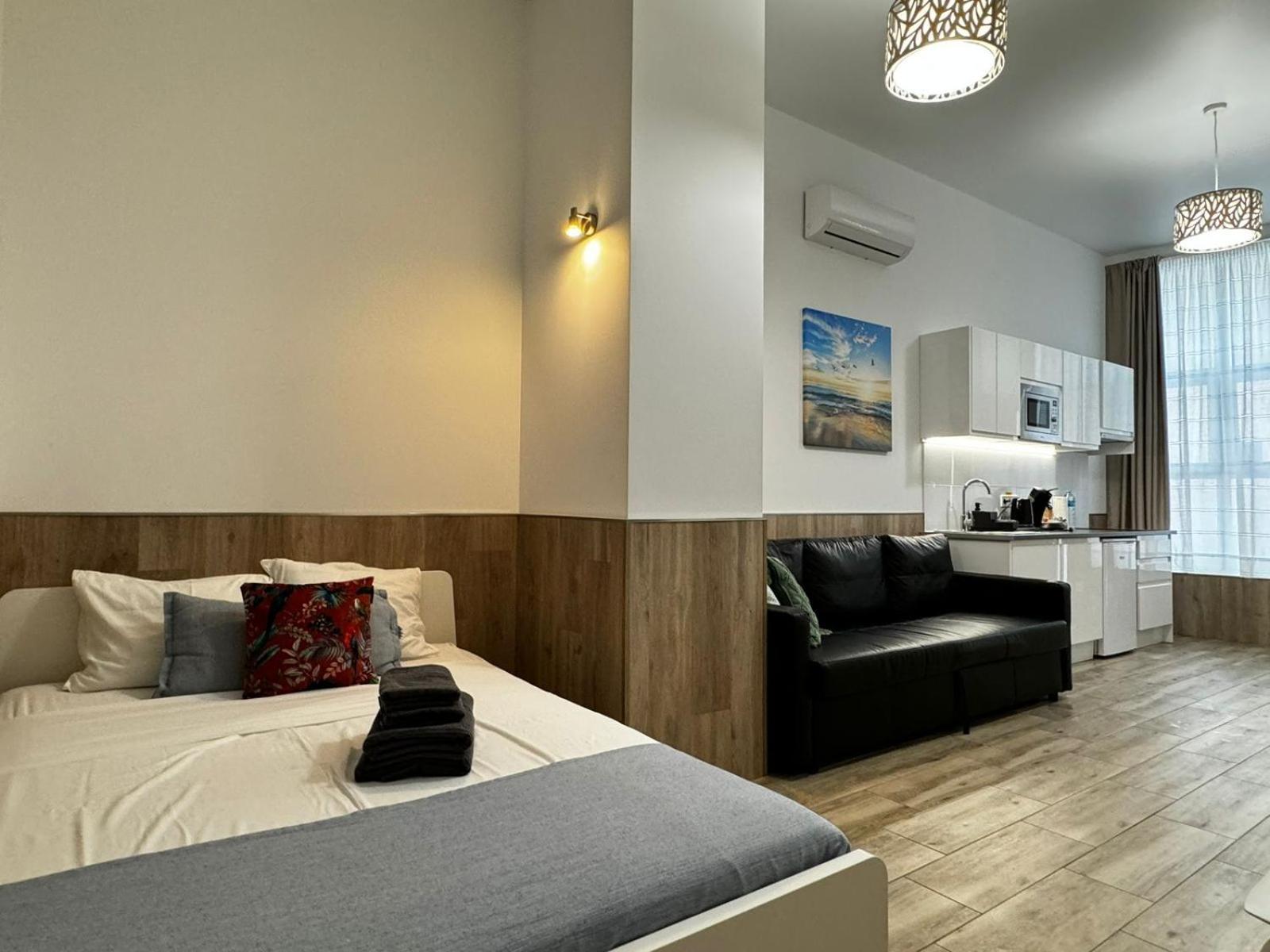 Rodrigues 15 Aparthotel บาเลนเซีย ภายนอก รูปภาพ