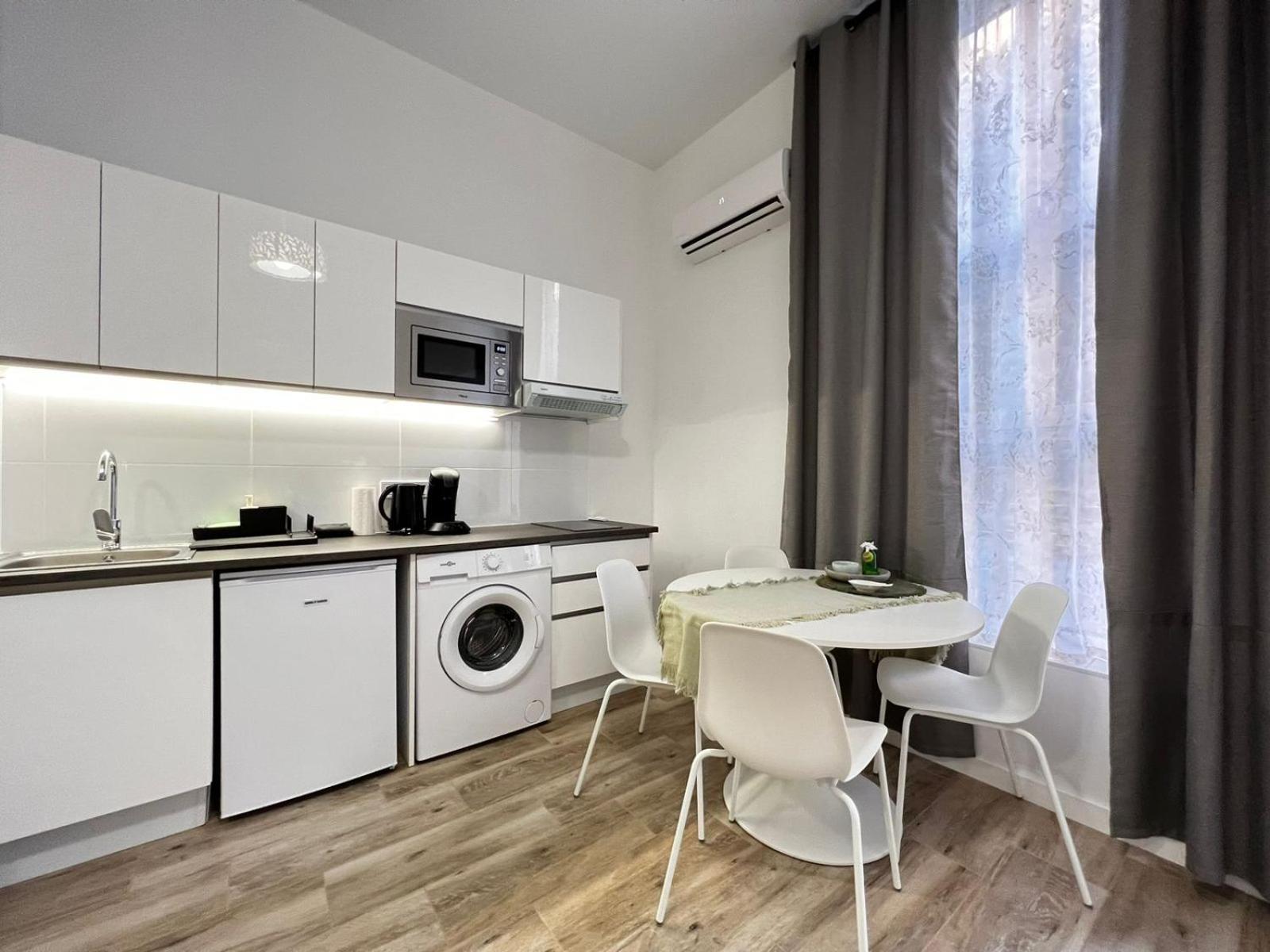 Rodrigues 15 Aparthotel บาเลนเซีย ภายนอก รูปภาพ